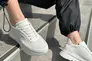 Кросівки жіночі шкіра флотар білого кольору з перфорацією на товстій підошві Фото 10