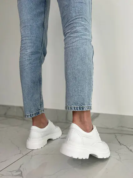 Туфли женские кожаные белого цвета на шнурках фото 5 — интернет-магазин Tapok
