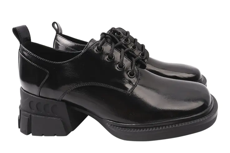 Туфли женские из натуральной кожи на большом каблуке на шнуровке Черные Brocoly 324-21DTC фото 1 — интернет-магазин Tapok