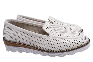 Туфлі жіночі з натуральної шкіри на низькому ходу колір Білий Mario Muzi 550-21LTCP