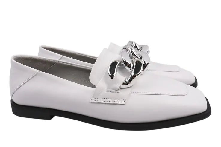 Туфли женские из натуральной кожи на низком ходу цвета Белый Tucino 558-21DTC фото 1 — интернет-магазин Tapok