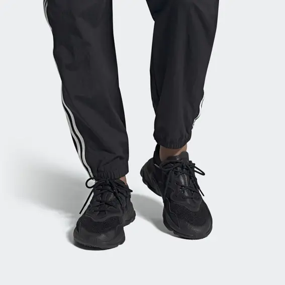 Кросівки чоловічі Adidas Ozweego (EE6999) фото 4 — інтернет-магазин Tapok
