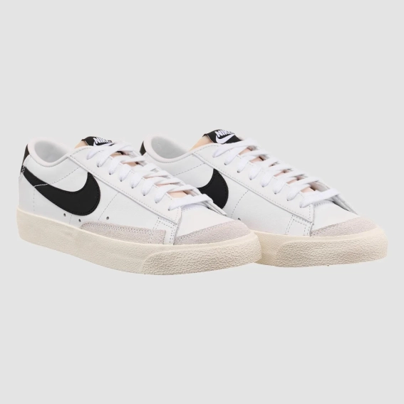 Кросівки жіночі Nike Blazer Low '77 (DC4769-102) фото 10 — інтернет-магазин Tapok