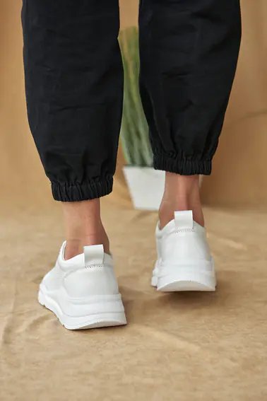 Жіночі кросівки шкіряні літні білі Yuves 181 фото 6 — інтернет-магазин Tapok