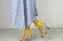 Босоніжки жіночі шкіряні блакитні з жовтими вставками на зав&#39;язках Фото 5