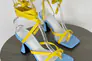 Босоножки женские кожаные голубые с желтыми вставками на завязках Фото 8