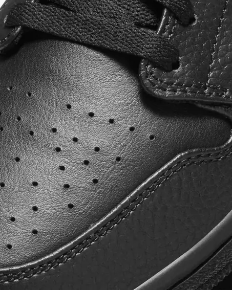 Кросівки чоловічі Jordan 1 Mid Triple Black (554724-091) фото 6 — інтернет-магазин Tapok