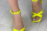 Босоніжки жіночі шкіряні колір жовтий неон Фото 2