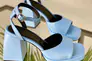 Босоножки женские кожаные голубого цвета на каблуке Фото 8