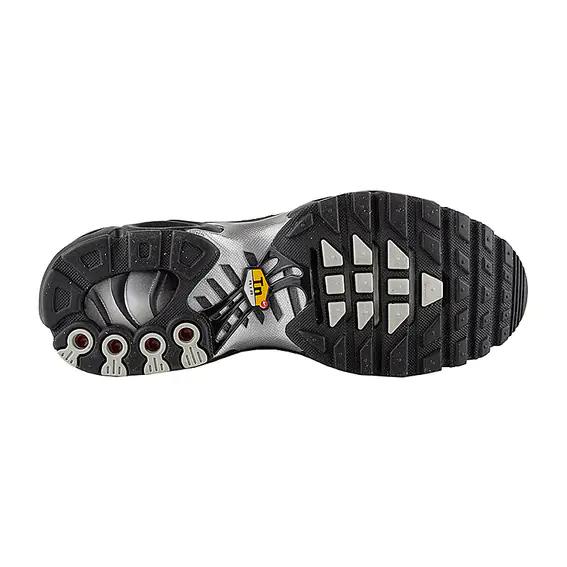 Кросівки Nike Air Max Plus DQ0850-001 фото 4 — інтернет-магазин Tapok