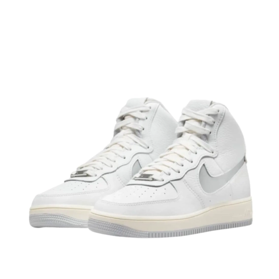 Кроссовки Nike Air Force 1 High Sculpt DC3590-101 фото 9 — интернет-магазин Tapok