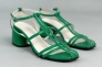 Босоножки женские кожаные зеленого цвета на каблуке Фото 36