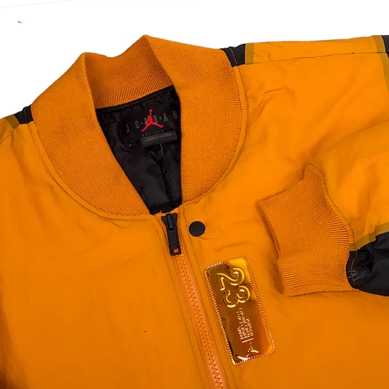 Куртка Nike MJ 23ENG JKT CV2786-875 фото 3 — интернет-магазин Tapok