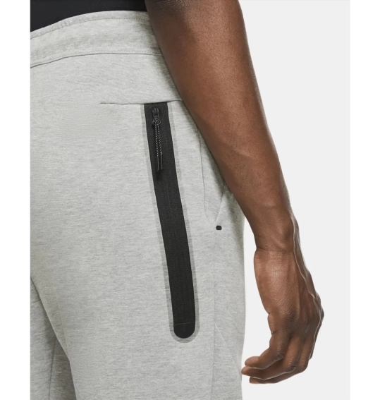Брюки чоловічі Nike Tech Fleece Men's Joggers (CU4495-063) фото 9 — інтернет-магазин Tapok