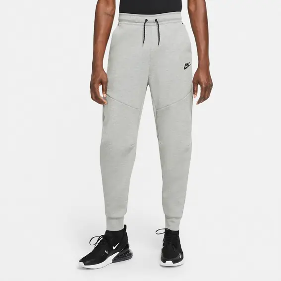 Брюки чоловічі Nike Tech Fleece Men's Joggers (CU4495-063) фото 1 — інтернет-магазин Tapok