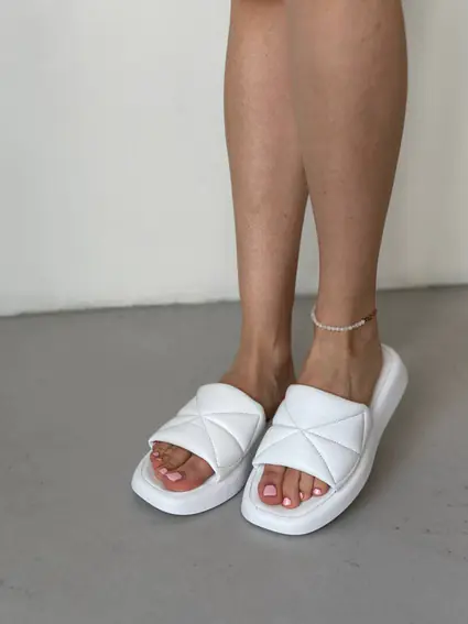 Шльопанці жіночі шкіряні білого кольору фото 3 — інтернет-магазин Tapok