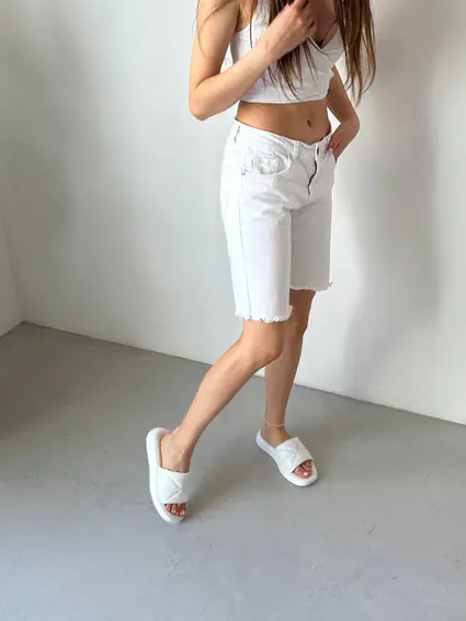 Шлепанцы женские кожаные белого цвета фото 6 — интернет-магазин Tapok