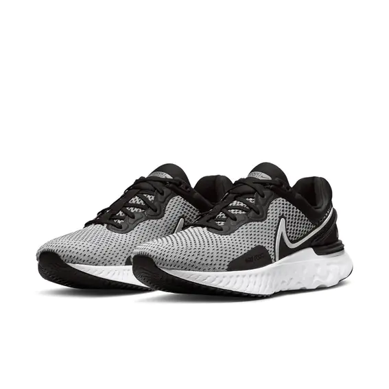 Кросівки Nike REACT MILER 3 DD0490-101 фото 2 — інтернет-магазин Tapok