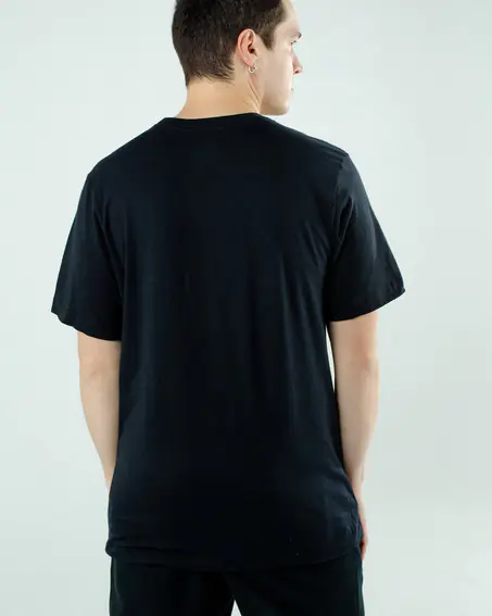 Футболка Nike M NSW TEE ICON SWOOSH DC5094-010 фото 4 — интернет-магазин Tapok