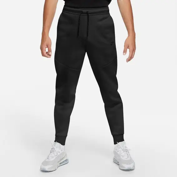 Чоловічі штани NIKE M NSW TCH FLC JGGR CU4495-010 фото 1 — інтернет-магазин Tapok