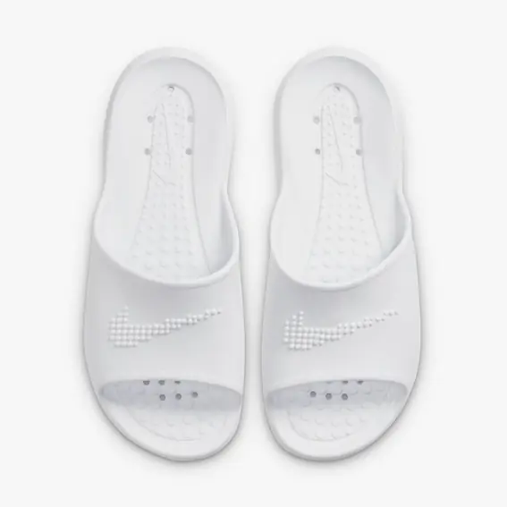 Шлепанцы женские W NIKE VICTORI ONE SHOWER SLIDE CZ7836-100 фото 1 — интернет-магазин Tapok