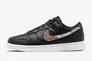 Женские кроссовки W NIKE DUNK LOW SE DD7099-001 Фото 1