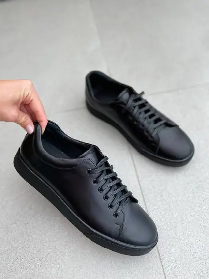 Кеды мужские кожаные черного цвета на черной подошве фото 13 — интернет-магазин Tapok