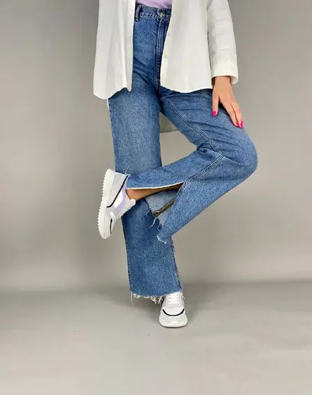 Кроссовки женские кожаные белого цвета с цветными вставками фото 3 — интернет-магазин Tapok