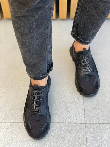 Кросівки чоловічі шкіряні чорні із вставками нубуку та текстилю. фото 3 — інтернет-магазин Tapok