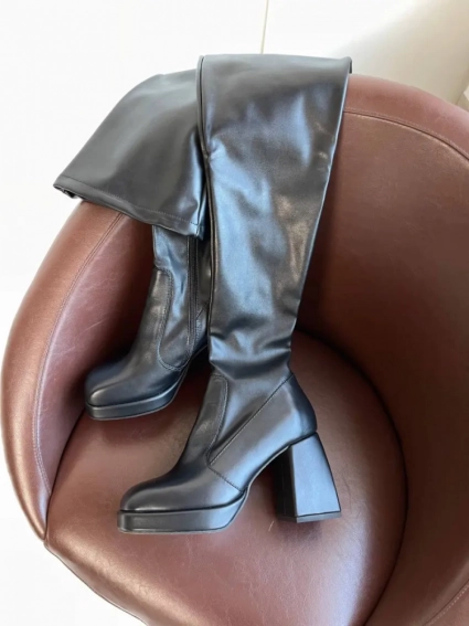 Сапоги-чулки женские кожаные черные на каблуке демисезонные фото 20 — интернет-магазин Tapok