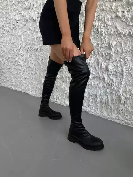 Чоботи жіночі стрейч шкіра чорного кольору на низькому ходу демісезонні фото 13 — інтернет-магазин Tapok