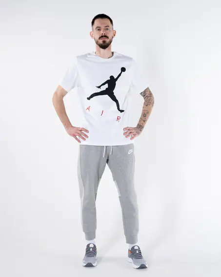 Футболка Nike M J JUMPMAN AIR HBR SS CREW CV3425-101 фото 2 — інтернет-магазин Tapok