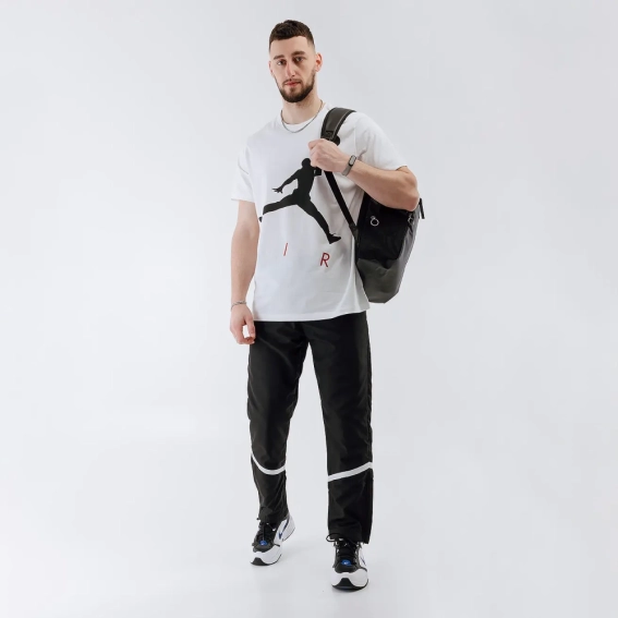 Футболка Nike M J JUMPMAN AIR HBR SS CREW CV3425-101 фото 17 — інтернет-магазин Tapok