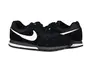 Кросівки чоловічі Nike Md Runner 2 (749794-010) Фото 1