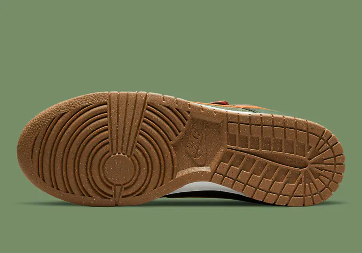 Кросівки жіночі Nike Dunk Retro Nn Toasty Sequoia Gs (DC9561-300) фото 7 — інтернет-магазин Tapok