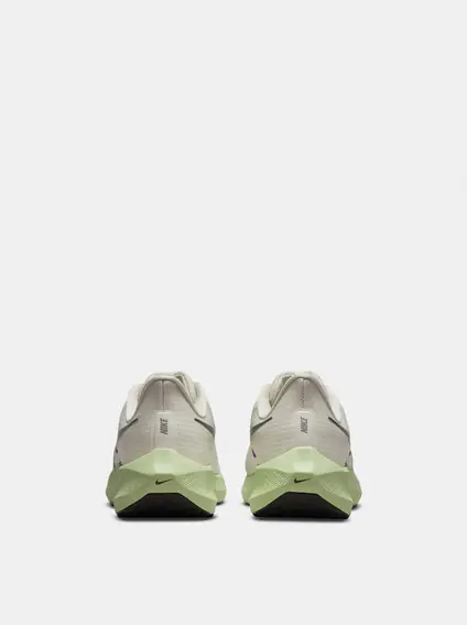 Кросівки чоловічі Nike Air Zoom Pegasus 39 (DH4071-101) фото 4 — інтернет-магазин Tapok