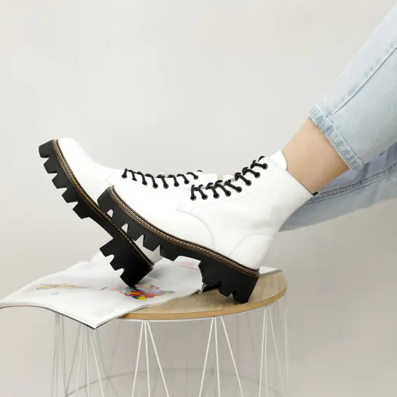 Ботинки Rispetto 584241 Белые черные фото 4 — интернет-магазин Tapok