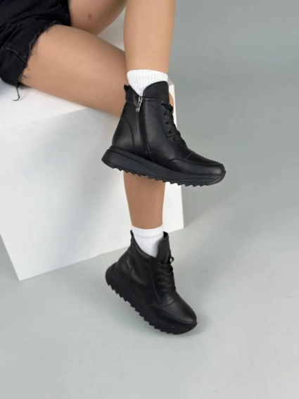 Кросівки жіночі шкіряні чорні зимові фото 13 — інтернет-магазин Tapok
