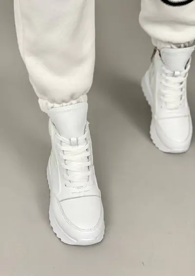 Кросівки жіночі шкіряні білі зимові фото 2 — інтернет-магазин Tapok