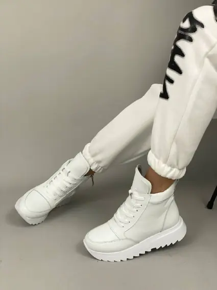 Кросівки жіночі шкіряні білі зимові фото 5 — інтернет-магазин Tapok