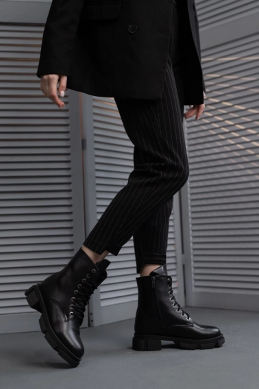 Жіночі черевики шкіряні зимові чорні Yuves 1270 На меху фото 3 — інтернет-магазин Tapok