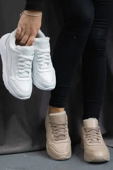 Жіночі кросівки шкіряні зимові білі Yuves 97780 На меху фото 2 — інтернет-магазин Tapok