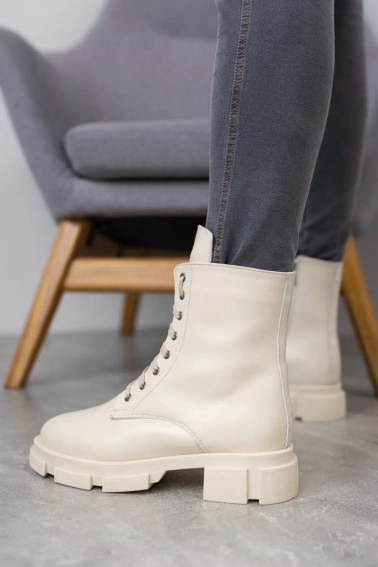 Женские ботинки кожаные зимние молочные Yuves 1270 фото 4 — интернет-магазин Tapok