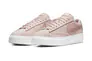 Женские кроссовки NIKE W BLAZER LOW PLATFORM ESS DN0744-600 Фото 2