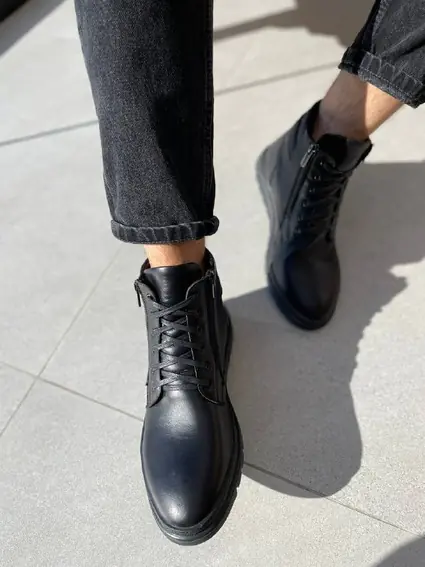 Ботинки мужские кожаные черного цвета на меху фото 5 — интернет-магазин Tapok