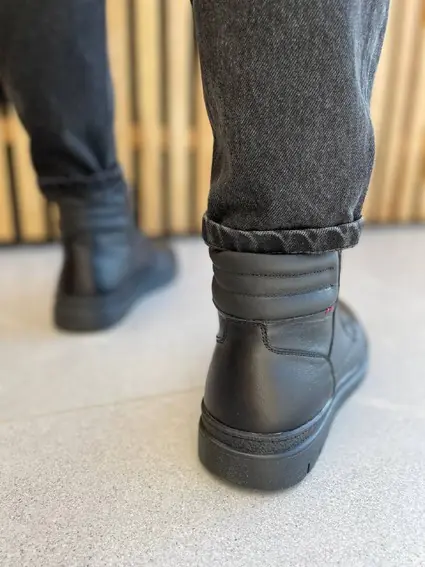 Ботинки мужские кожаные черного цвета на меху фото 10 — интернет-магазин Tapok