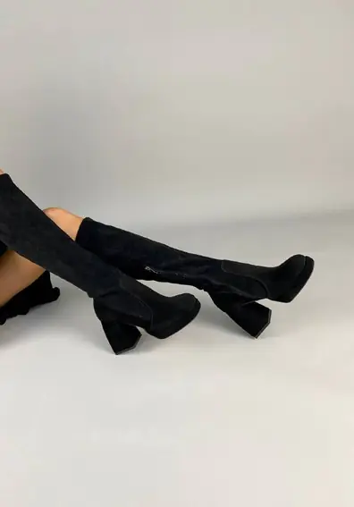 Сапоги-чулки женские замшевые черные на каблуках демисезонные фото 5 — интернет-магазин Tapok