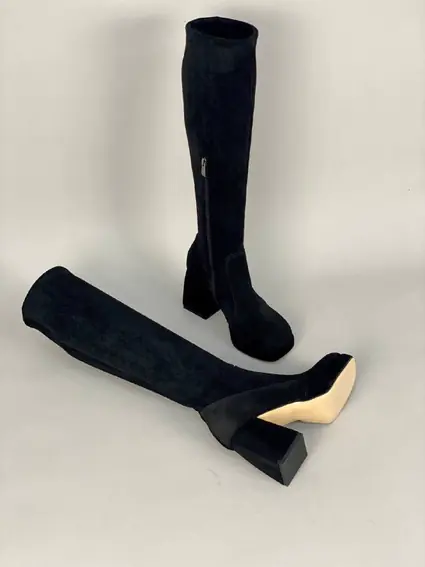 Сапоги-чулки женские замшевые черные на каблуках демисезонные фото 10 — интернет-магазин Tapok
