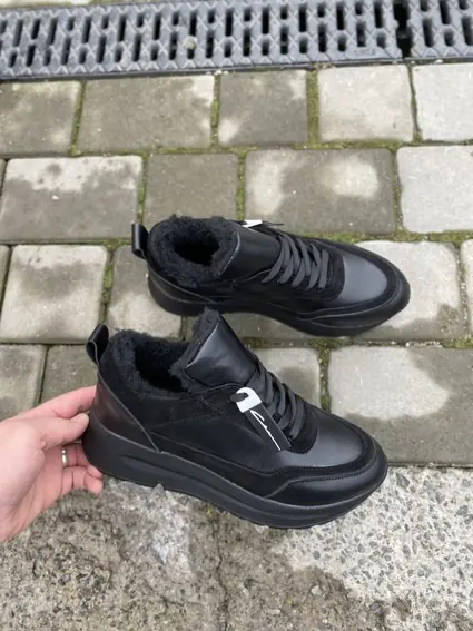 Жіночі кросівки шкіряні зимові чорні Yuves 887 на хутрі фото 2 — інтернет-магазин Tapok