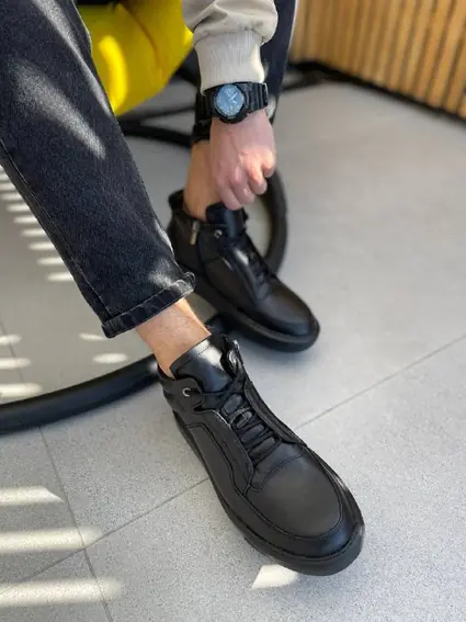 Ботинки мужские кожаные черные на меху фото 10 — интернет-магазин Tapok